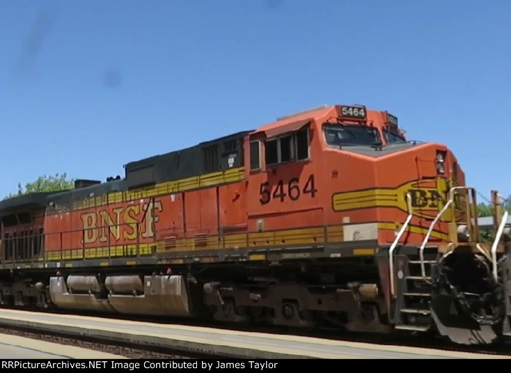 BNSF 5464